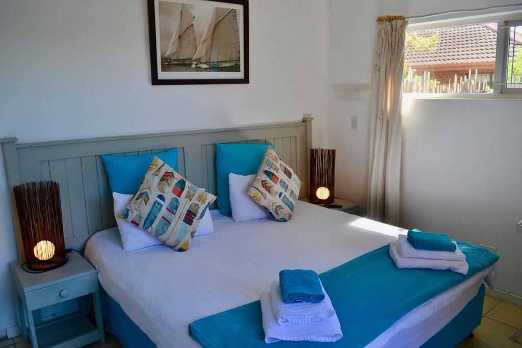 The Green Palm Cottage Plettenbergbaai Buitenkant foto
