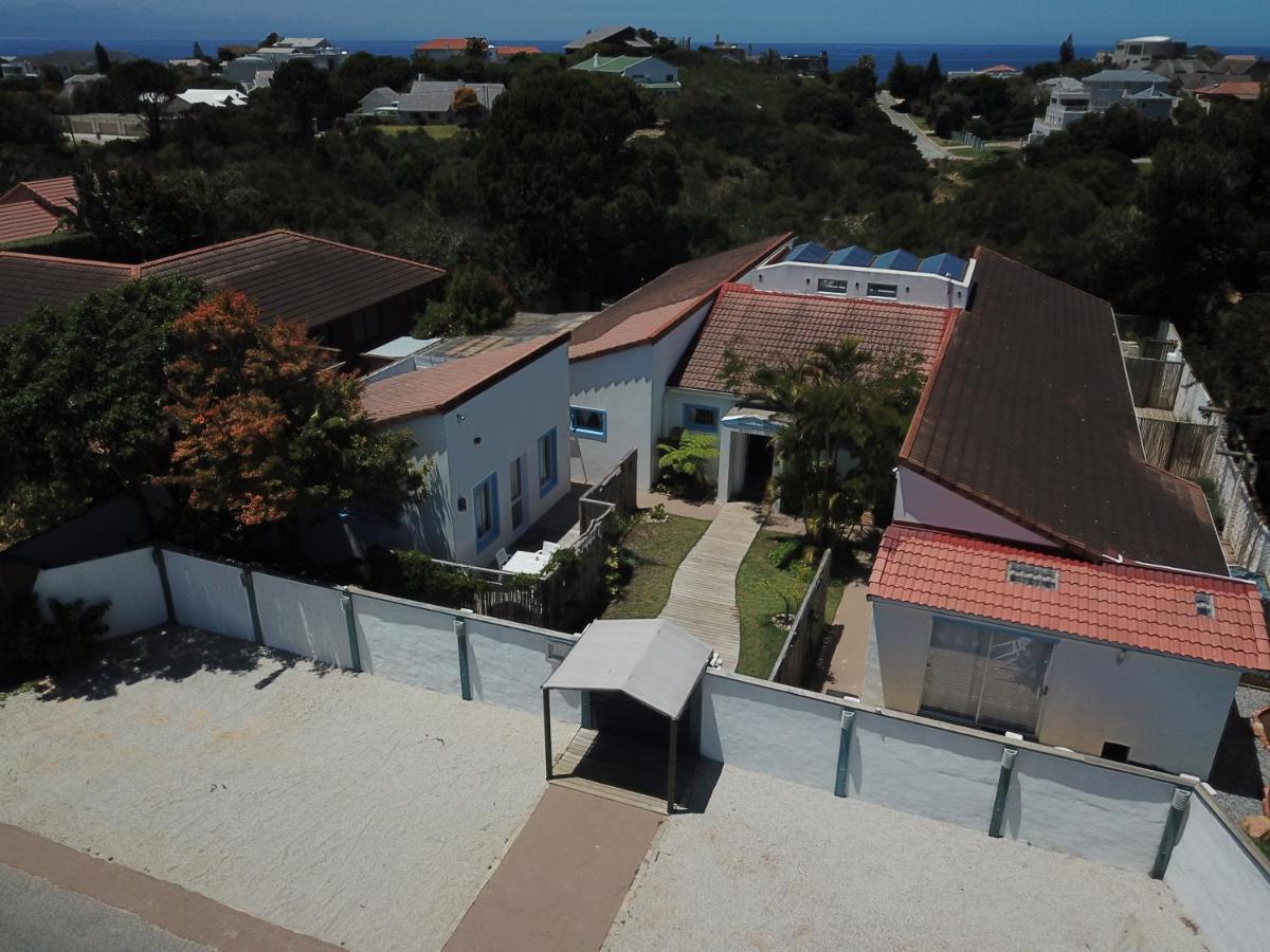 The Green Palm Cottage Plettenbergbaai Buitenkant foto