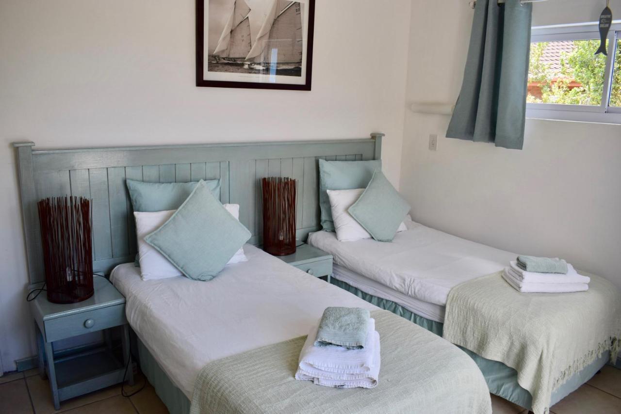 The Green Palm Cottage Plettenbergbaai Buitenkant foto